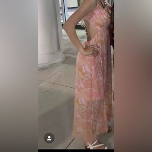 Women’s dress